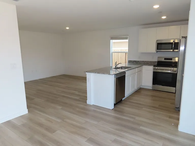 12800 Spotted Wren Cir — Photo 7