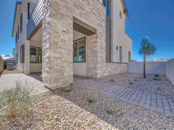 991 Golden Summit Ave, Las Vegas, NV 89138