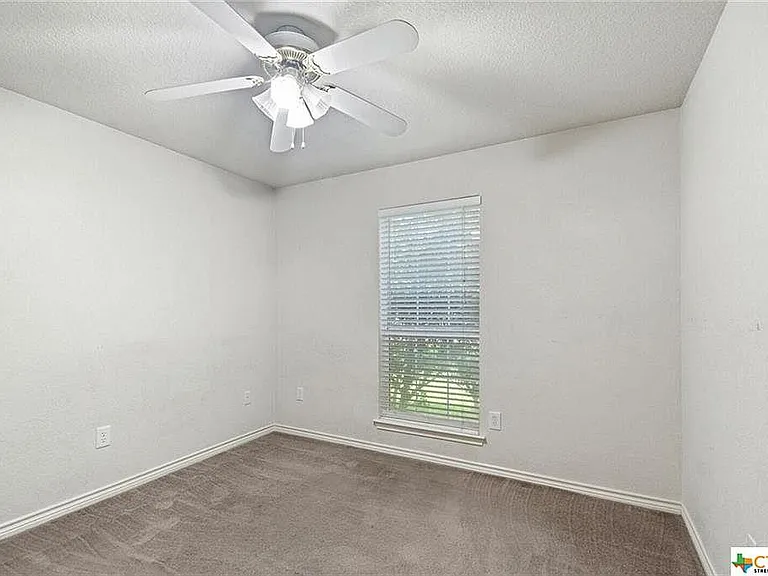 5214 Southern Crossing Dr — Photo 15
