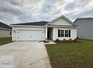 157 Juniper Dr, Hinesville, GA 31313