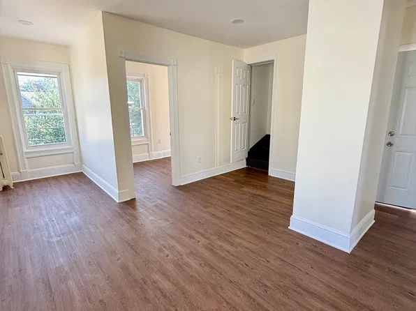 (undisclosed Address), Maywood, NJ 07607