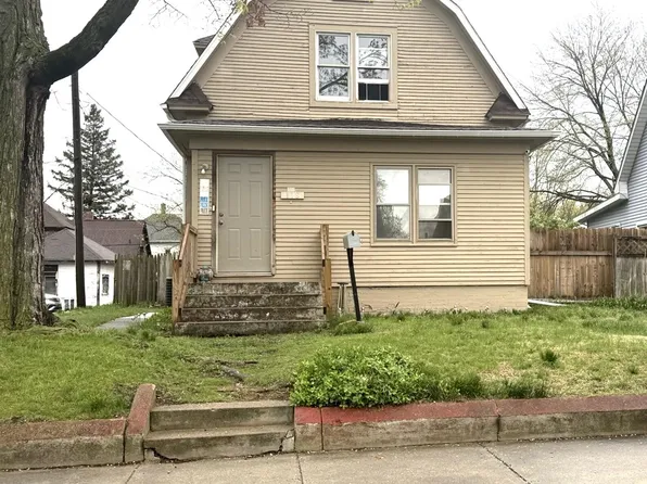 118 Dewey St, Michigan City, IN 46360