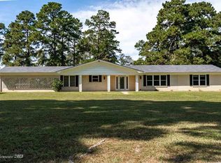 843 Blackjack Rd, Jefferson, TX 75657