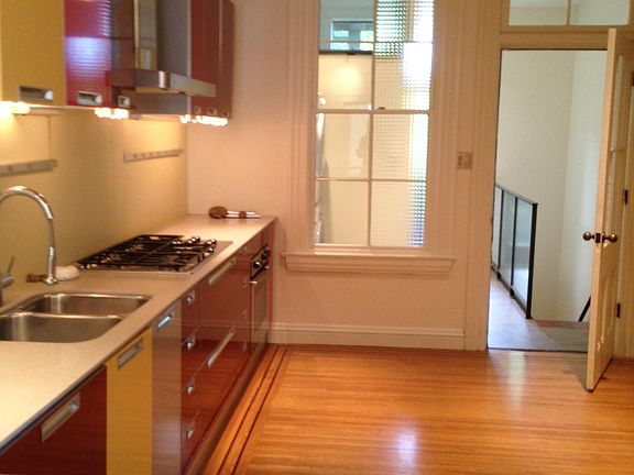 4th image of 2852 22nd St