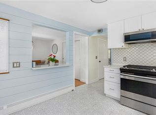 149 Church St, Barrington, RI 02806