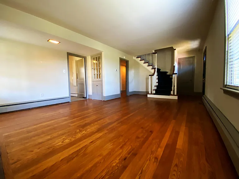 903 Belmore Ave — Photo 15