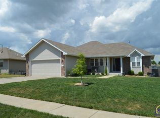 3316 SW 47th Ct, Topeka, KS 66610