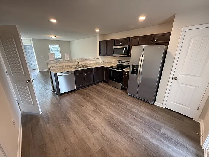 2091 Wiggins Village Dr — Photo 2