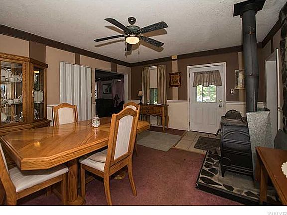 4th image of 927 Losson Rd