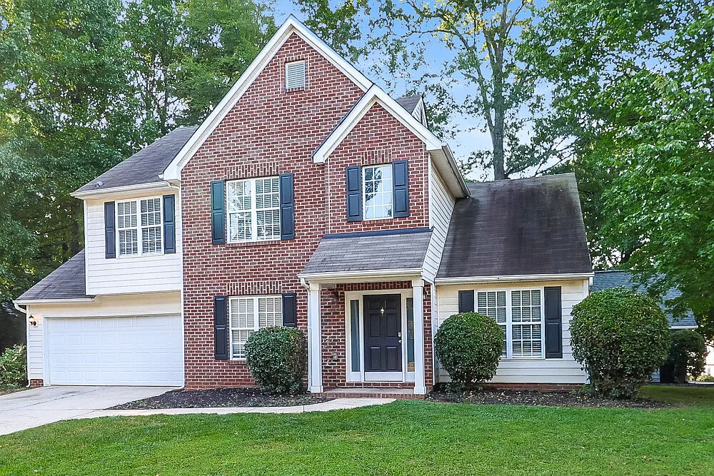 4 bed, 2.5 bath, 2009 sqft, $2,205 — Photo 4