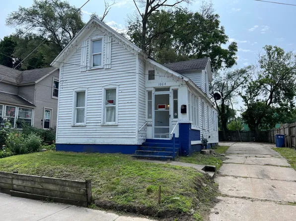 1004 Logan St SE, Grand Rapids, MI 49506