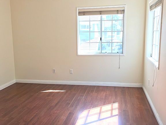 5th image of 13585 Eucalyptus St
