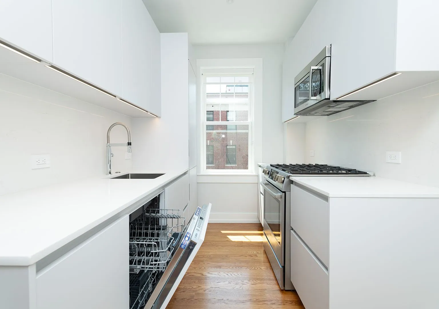 1bed in Cambridge available now — Photo 1