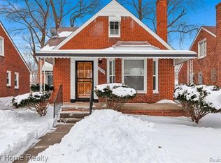 18303 Saint Marys St, Detroit, MI 48235