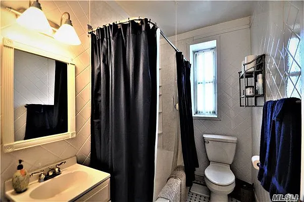 Sold by Exit Kingdom Realty | media 20