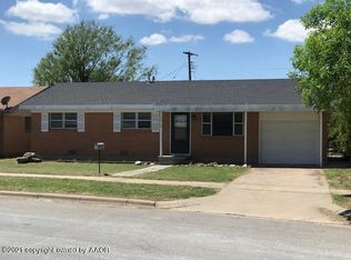 2310 Indiana Dr, Perryton, TX 79070