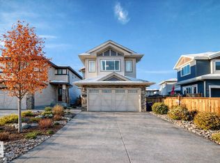 1704 158th St SW, Edmonton, AB T6W 3E7