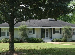 320 Pecan Dr, Americus, GA 31709