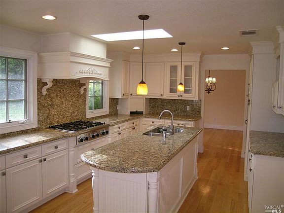 Gourmet Kitchen
