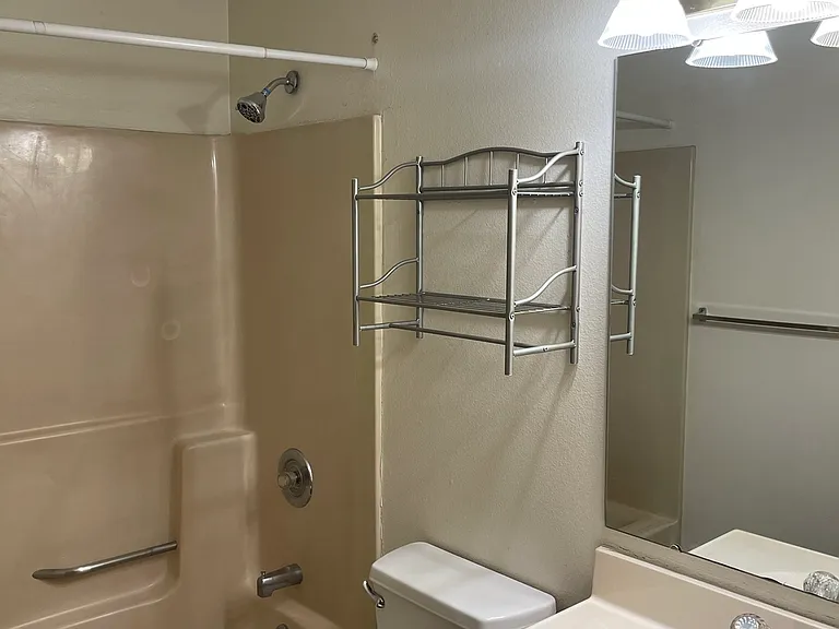 650 S Johnson St #10 — Photo 10