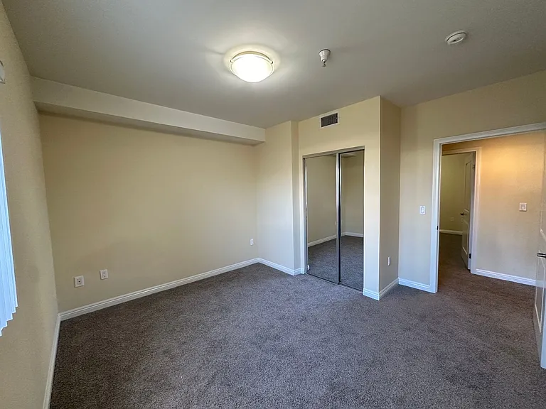 Bella Villa - Laurel — Photo 13