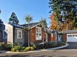 9221 SE 46th St, Mercer Island, WA 98040