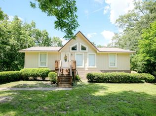 139 Pinecrest Dr, Ozark, AL 36360