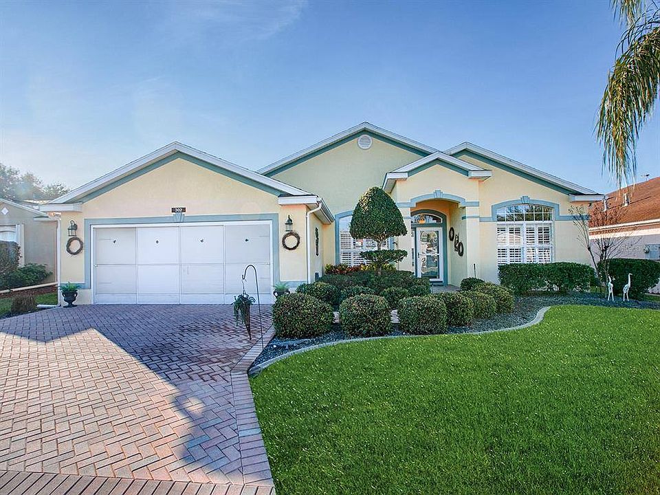 1st image of 302 Bentwood Dr