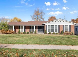 11711 Chandellay Dr, Saint Louis, MO 63146