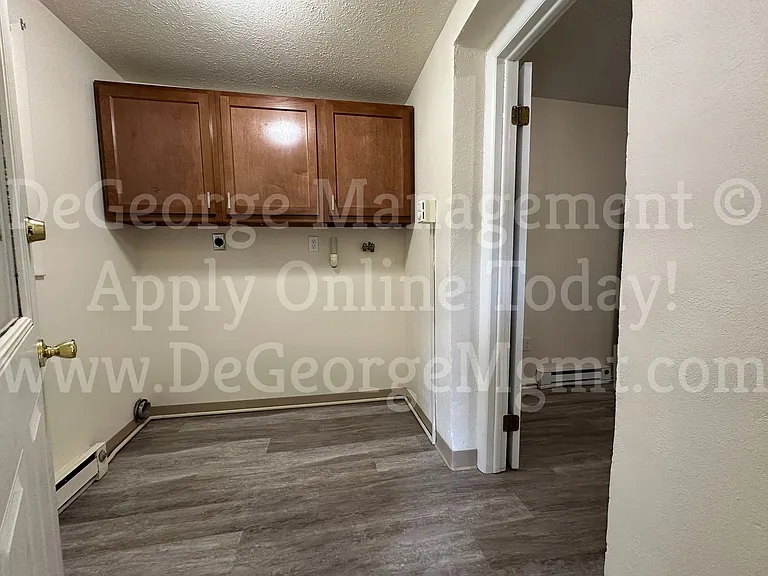 305 1/2 Madison St — Photo 22