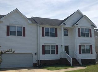 8 Nicole Ct, Hampton, VA 23669