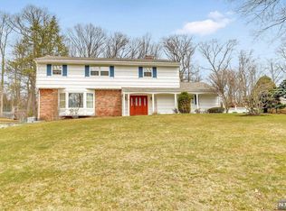 101 Salem Rd, Washington Township, NJ 07676