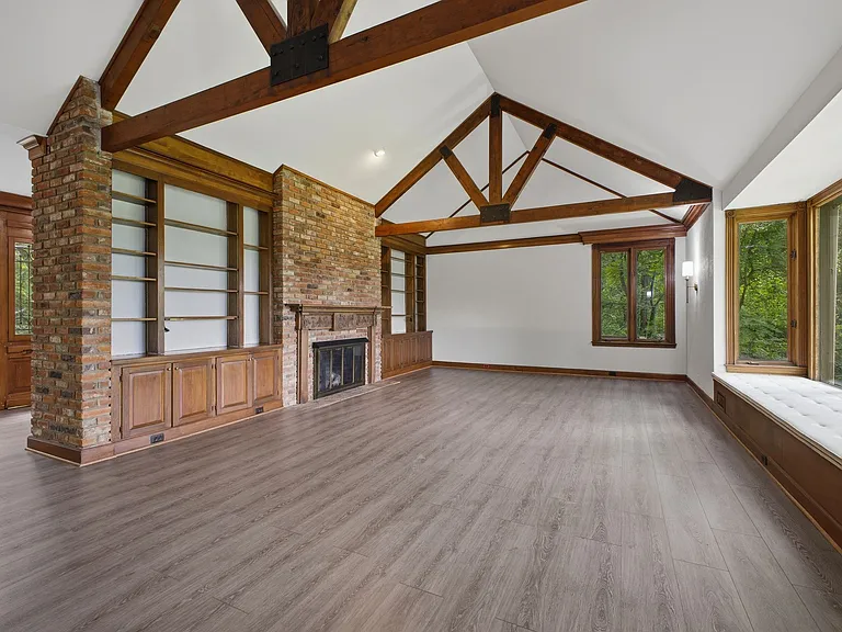 5612 Stanford Ct — Photo 6