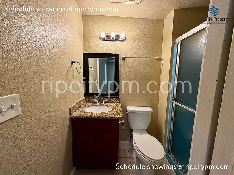 17500 E Burnside St — Photo 18