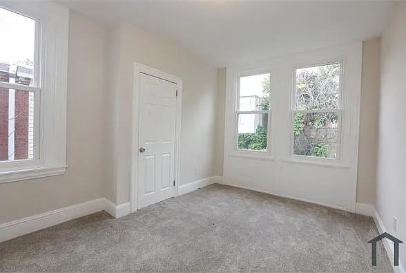 5425 Stewart St — Photo 16