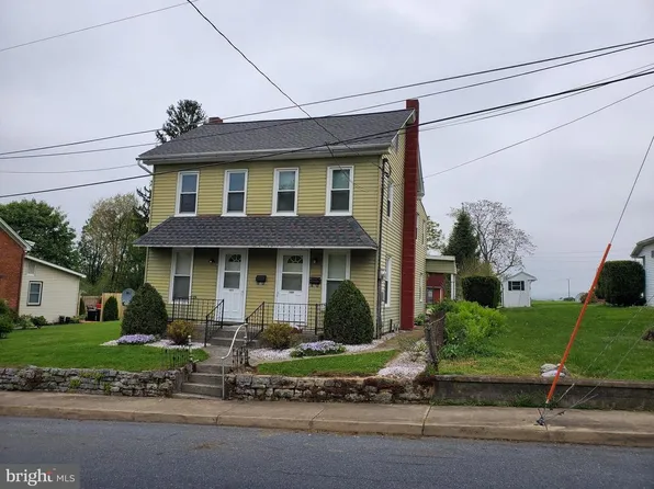 1409 Apple St, Ephrata, PA 17522