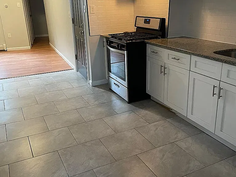 2 bed, $1,800 — Photo 3