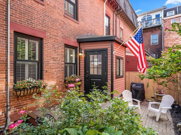 9R Salem St
