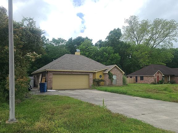 3rd image of 211 Hesper Dr