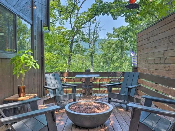 3774 Ericksen Cir, Mc Gaheysville, VA 22840