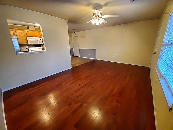 2nd image of 4362 W Cottage Dr