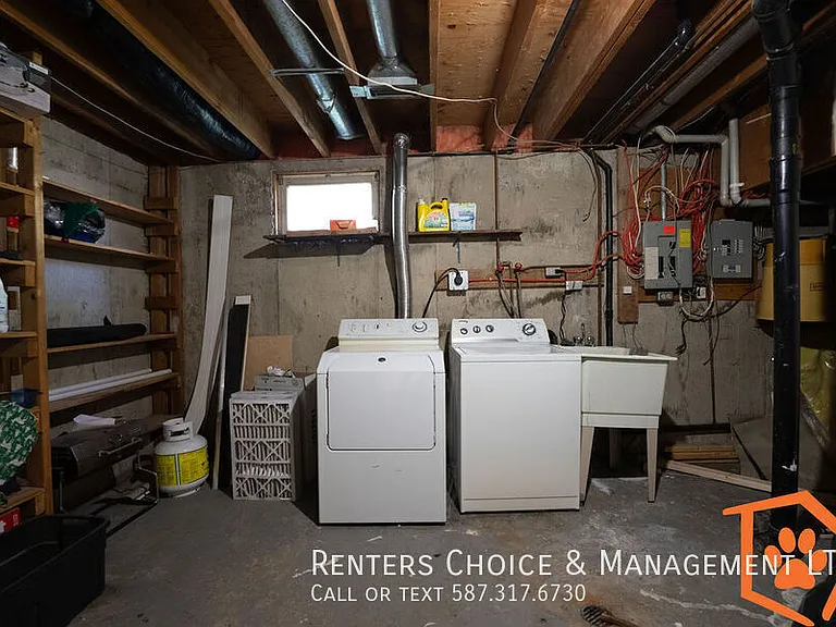 27B Laval Pl W — Photo 7