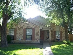 1st image of 853 Bailey Dr