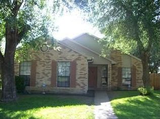 853 Bailey Dr, Cedar Hill, TX