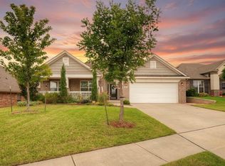 3913 Painted Bird Ln, Norman, OK 73071