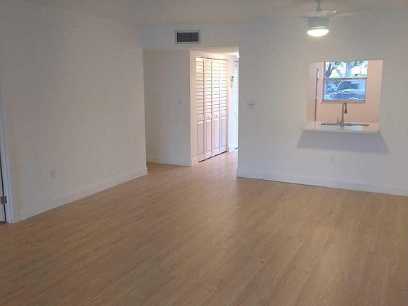 5th image of 8321 Sands Point Boulevard #D109