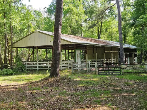6070 Highway 165 Photo 1