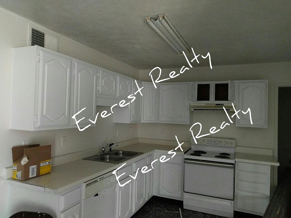 1st image of 5821 Winell Dr