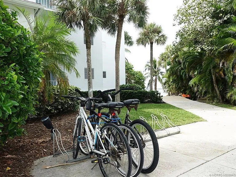 1550 NE Ocean Blvd #C102 — Photo 7