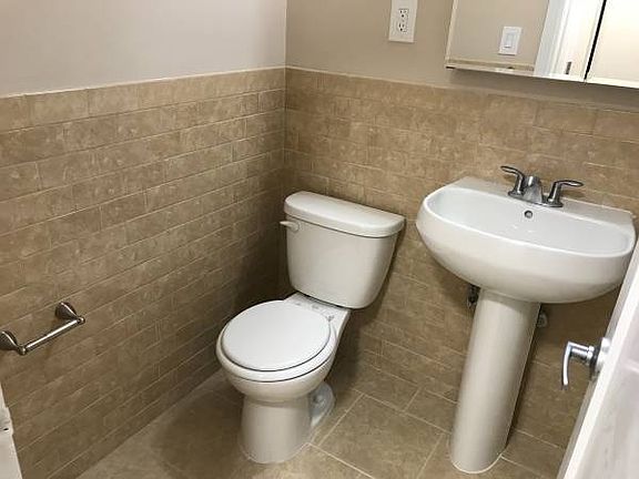 5th image of 2040 Bruckner Blvd APT 15D